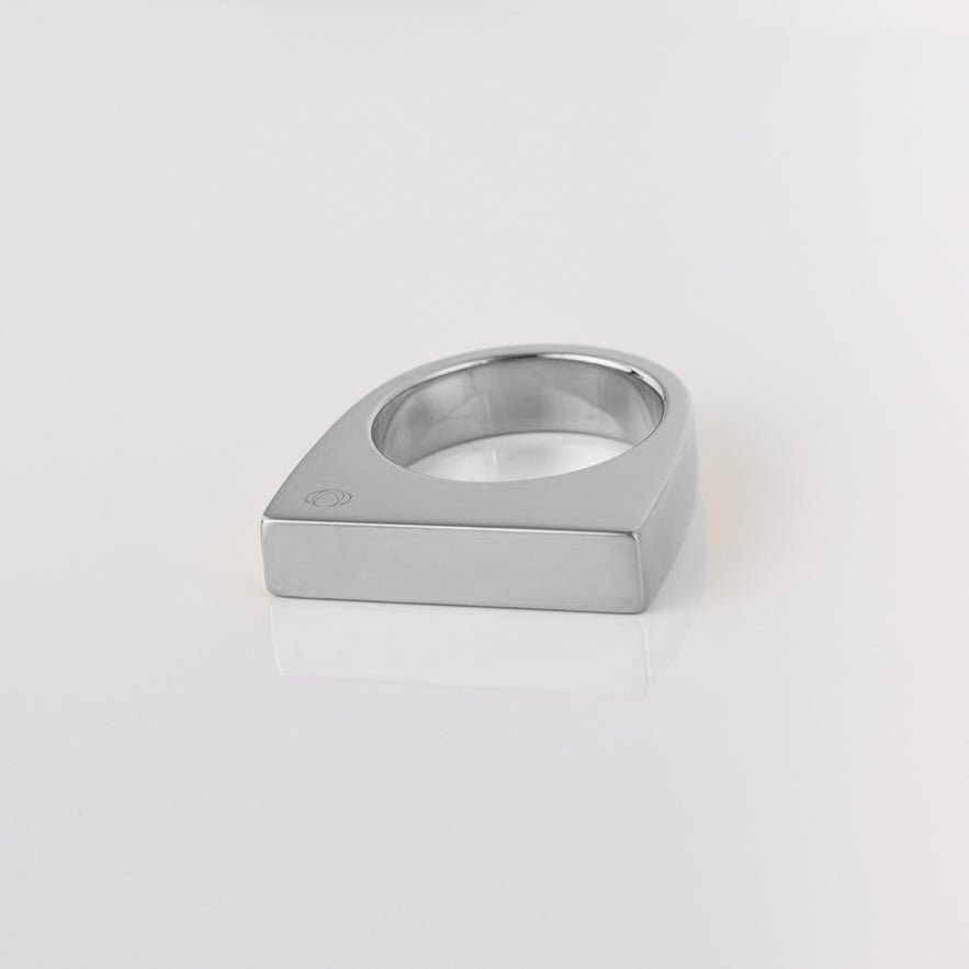 Trumpet - thick SILVER ring